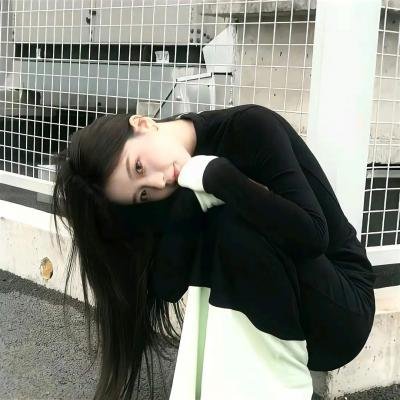 女孩舞步
